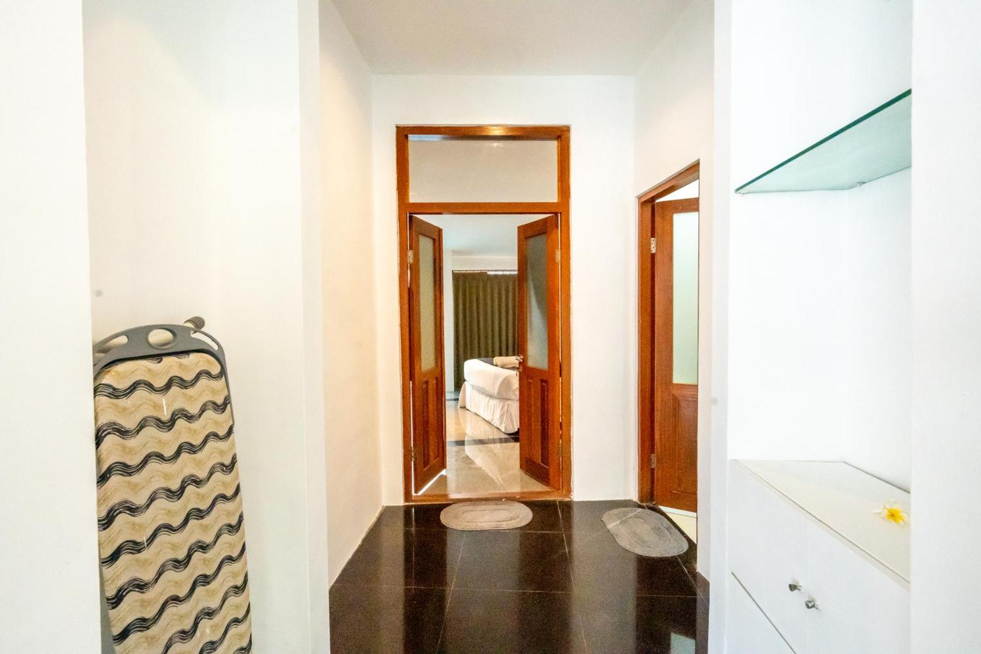 Villa Etnik Seminyak Extérieur photo