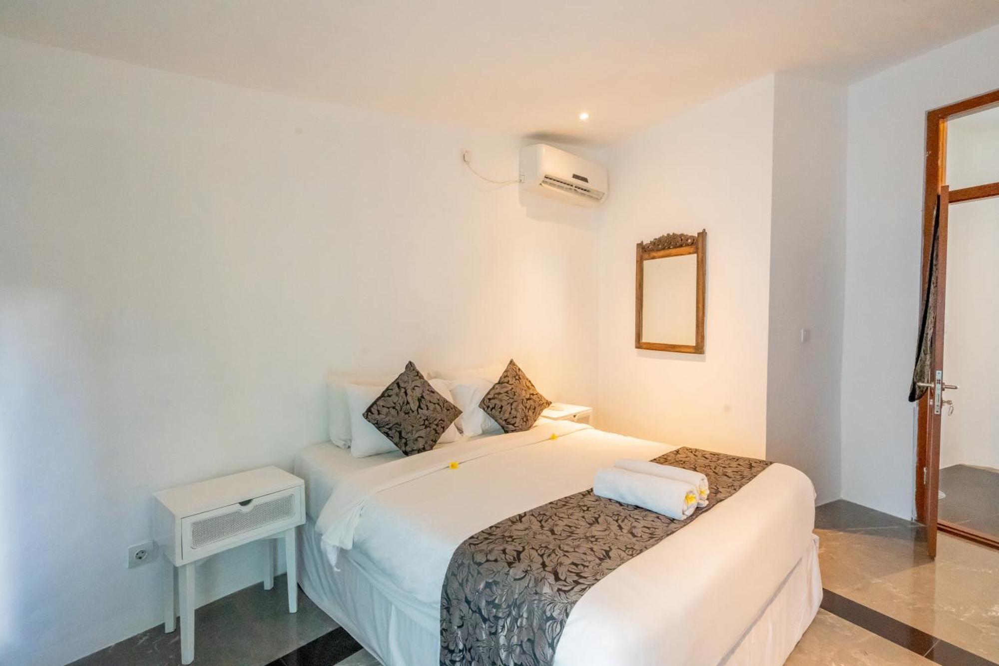 Villa Etnik Seminyak Extérieur photo
