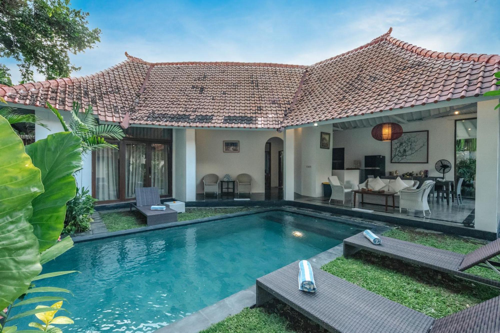Villa Etnik Seminyak Extérieur photo